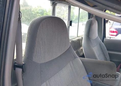 1996 Ford Ranger from USA, damaged, VIN 1FTCR10A5TUC92355